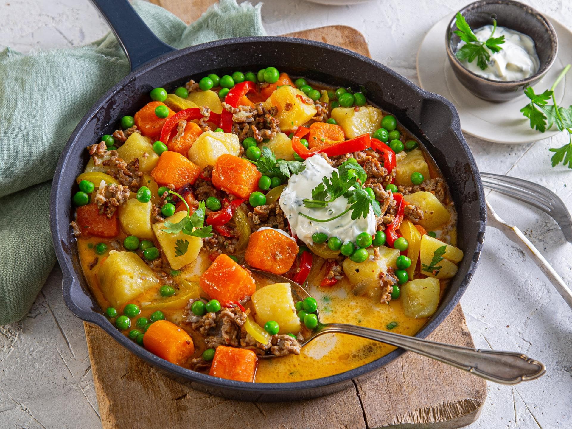 Hackfleisch-One Pot mit buntem Gemüse