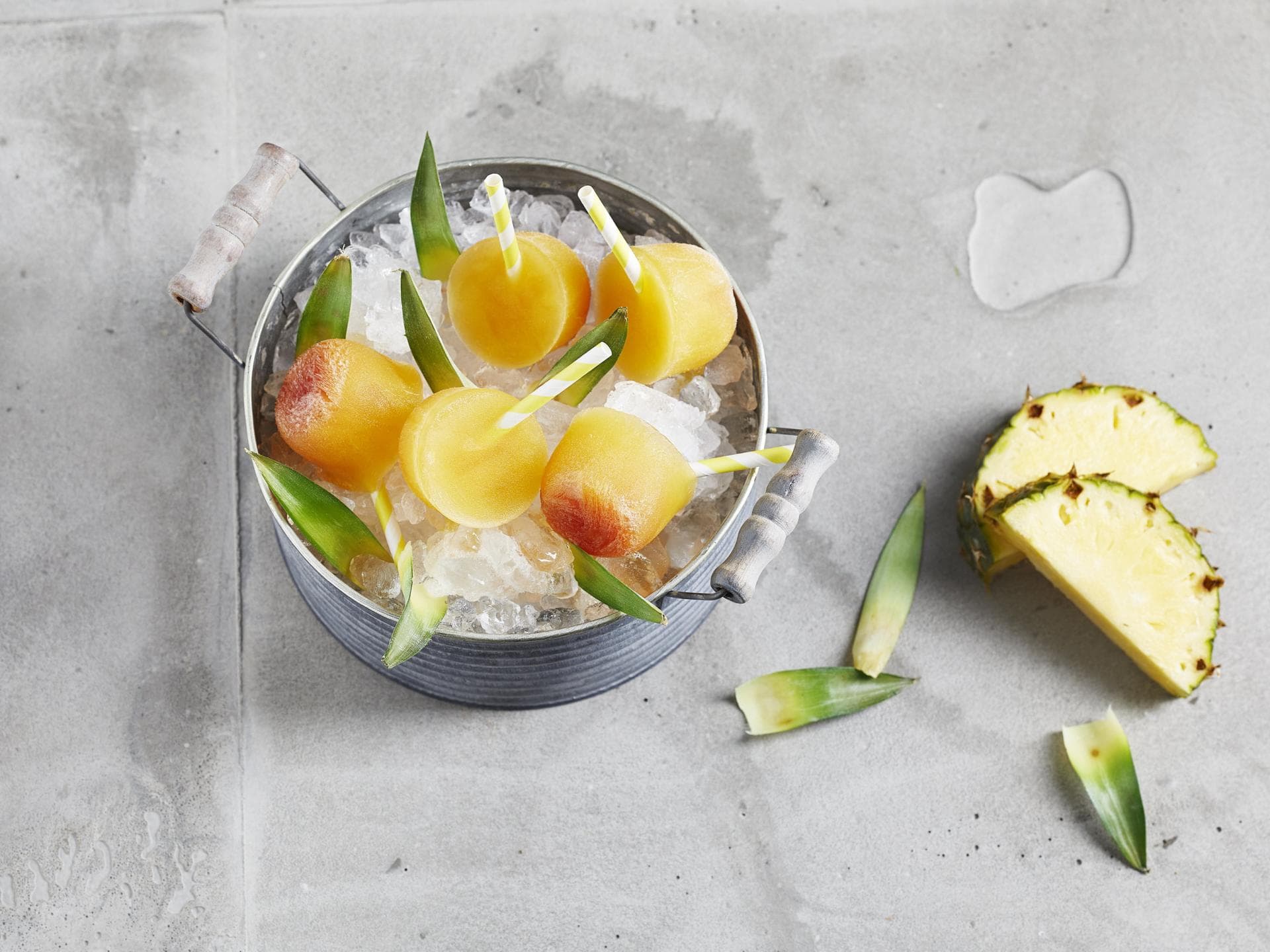 Tequila-Sunrise-Cocktail-Eis