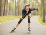 Frau beim Inlineskating