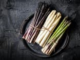 Spargel in Grün, Weiß und Lila