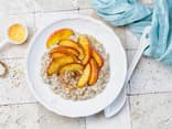 Lauwarmes Porridge mit Zimt-Äpfeln
