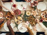 Gedeckte Weihnachtstafel