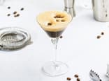Espresso Martini mixen? Mit unserem Rezept ist es super einfach! Espresso Martini