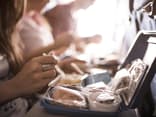 Eingepacktes Essen im Flugzeug