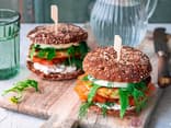 Belegte Brötchen mit Lachs