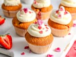 Erdbeer-Cupcakes in Herzform 