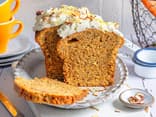 Karottenkuchen mit Frischkäse-Topping 