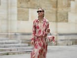 Kleid mit Blumen Streetstyle