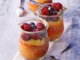 Rote-Beeren-Kuchen im Glas