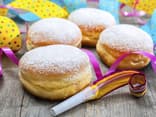Rezept für leckere Karnevalskrapfen mit Marmelade gefüllt