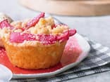 Schmand-Rhabarber-Streusel-Muffins