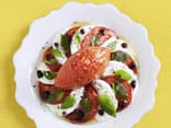 Tomaten-Sorbet mit Tomaten-Mozzarella-Salat