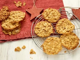 Haferflocken-Plätzchen mit Mandeln 