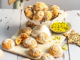 Aprikosen-Pistazien-Amarettini