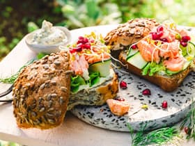 Pulled Lachs-Burger 