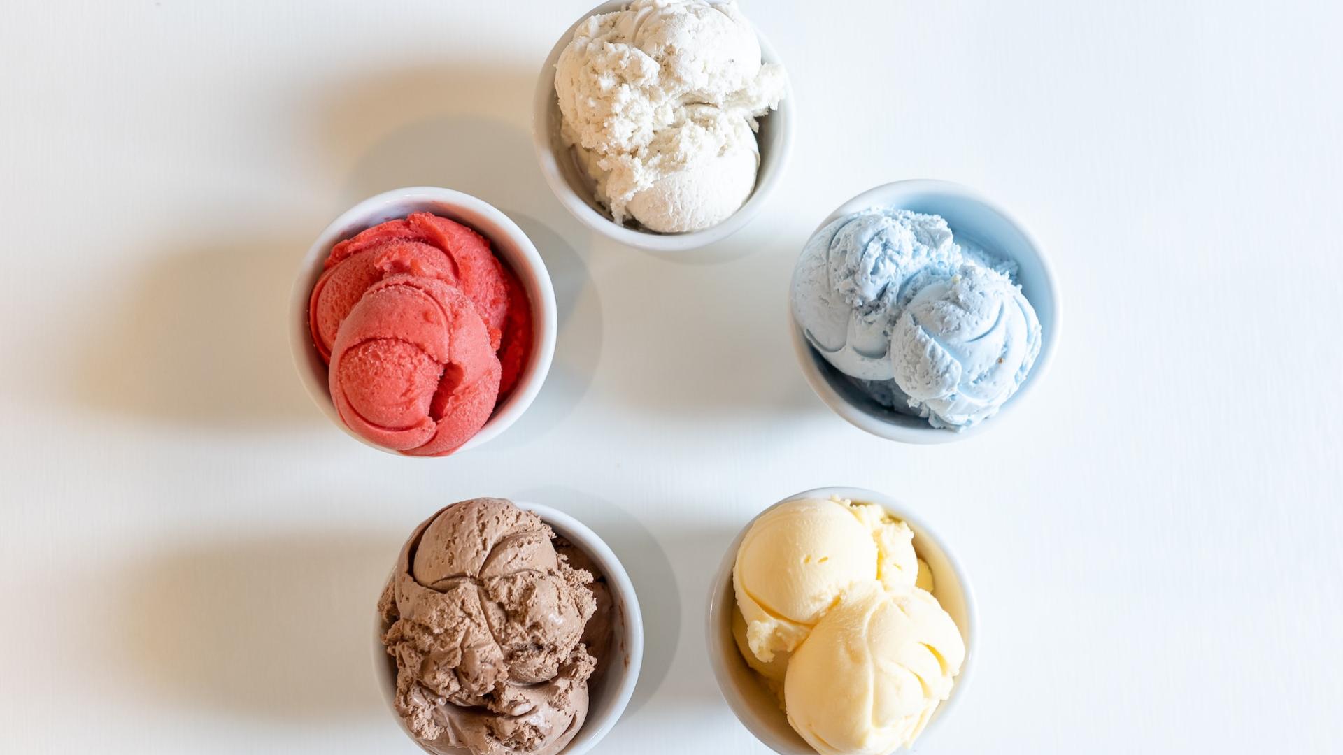 Welches Eis Hat Wenig Kalorien Eisdiele Kugel Eis Kalorien: Alle Infos zu den beliebtesten Eissorten