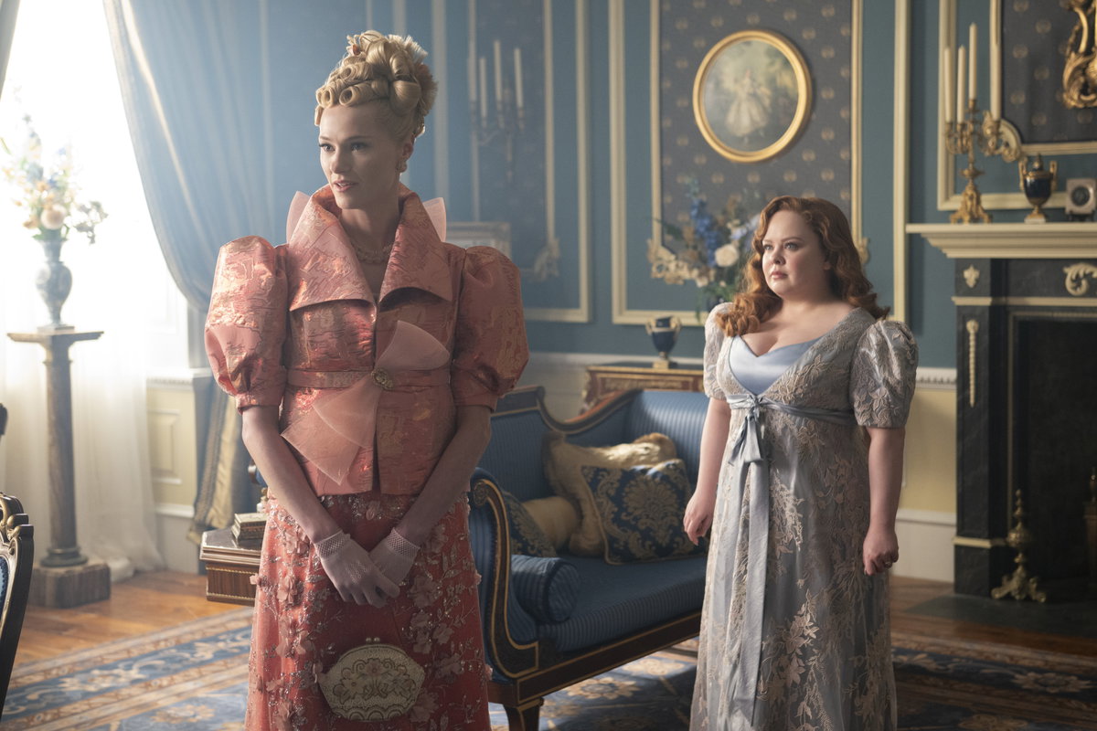 Regency Core Props Bridgerton-Interior: 3 Tipps für den Regency-Core