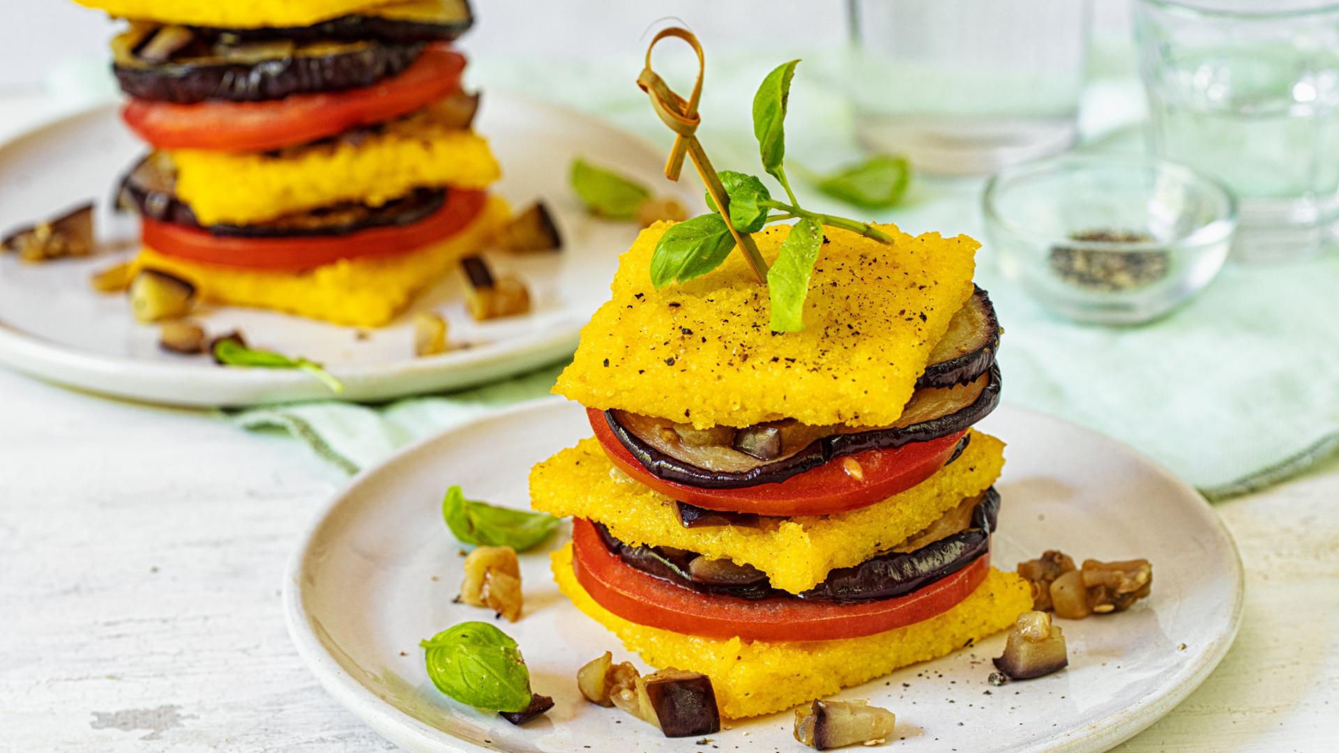 Gemüse-Polenta-Türmchen Gemüse-Polenta-Türmchen