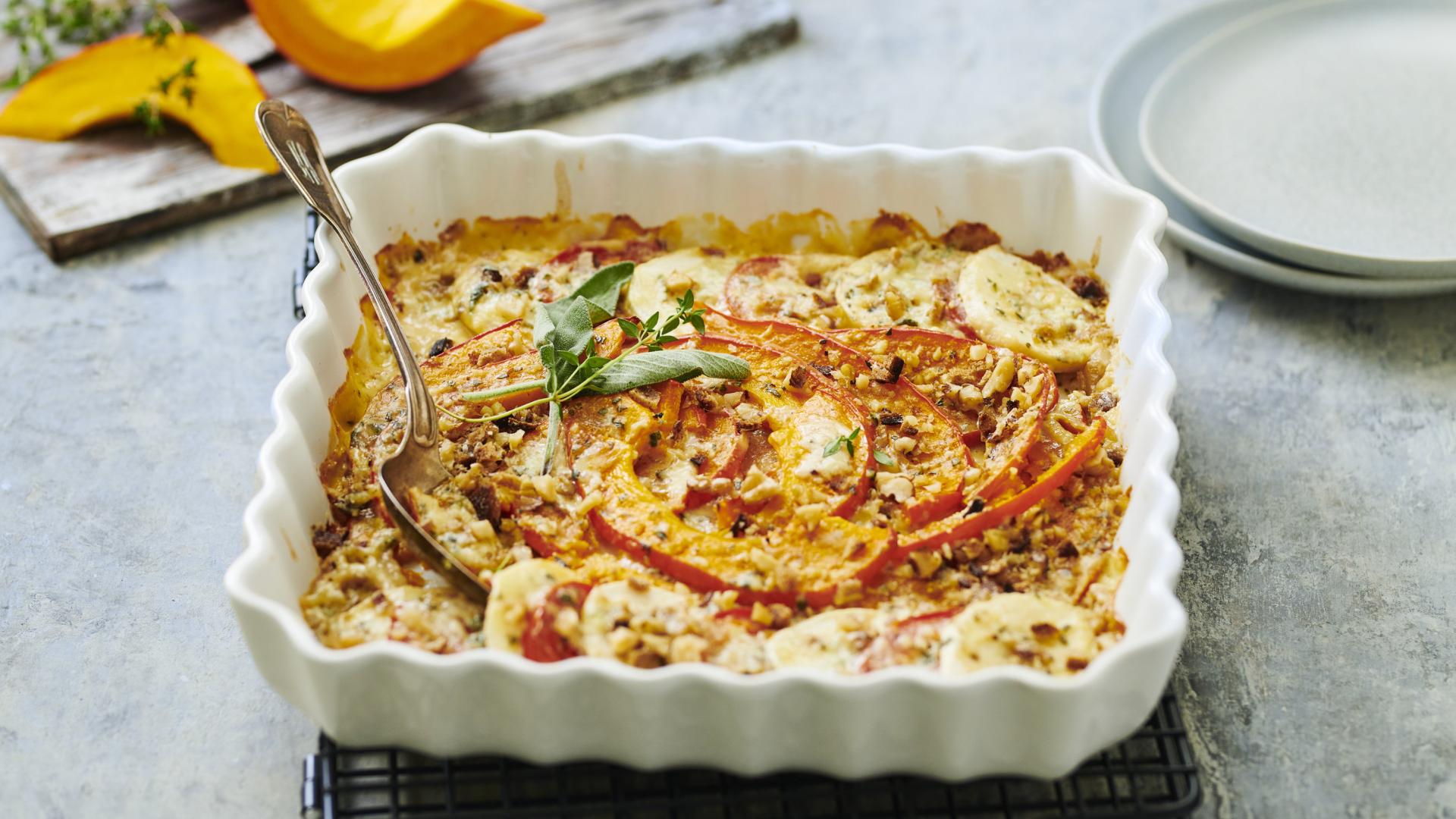 Kürbis-Gratin mit Walnuss-Crumble Kürbis-Gratin mit Walnuss-Crumble