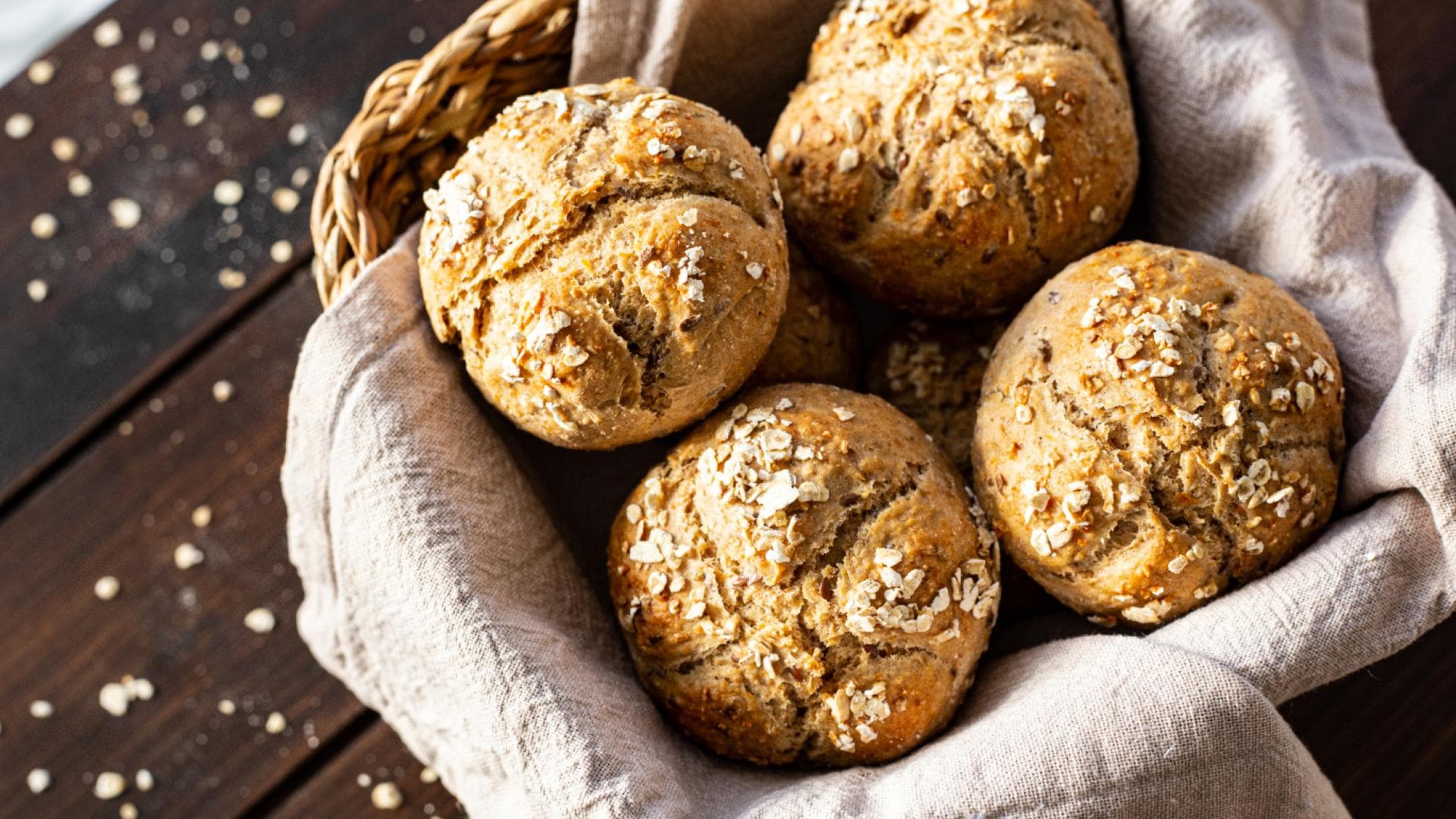 Abnehmen mit Haferflocken: Rezept für luftige Brötchen ...