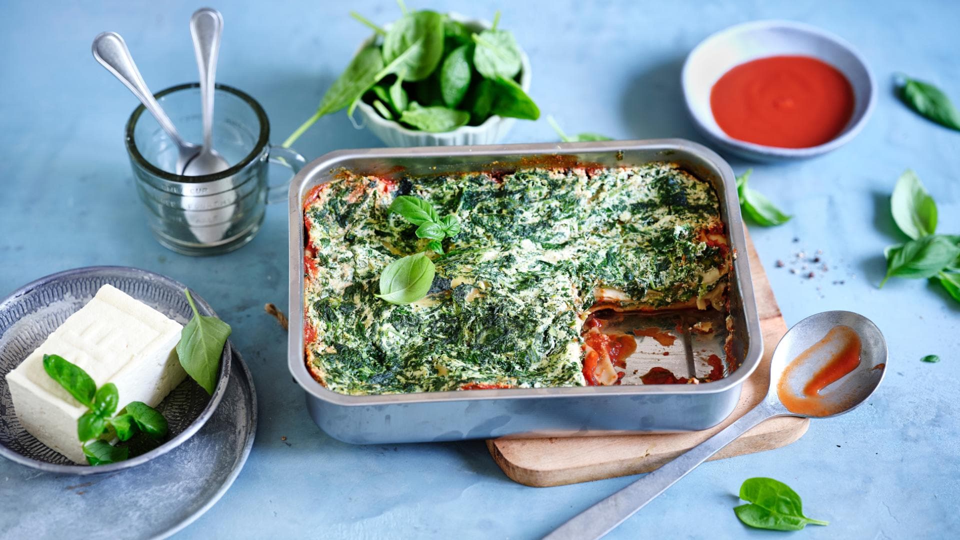 Tofulasagne mit Spinat: Leckere Alternative mit Gemüse Tofulasagne mit Spinat: Leckere Alternative mit Gemüse