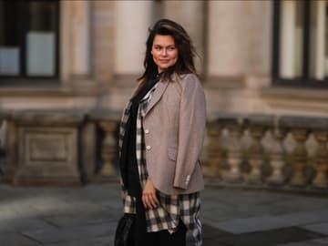 Styling für Curvy Frauen: Tipps und Plus-Size-Labels zum Nachshoppen