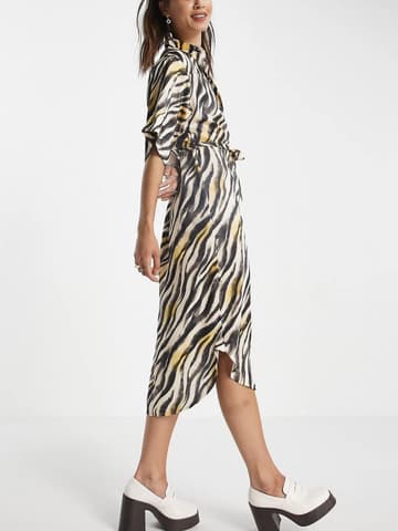 Herbst-Trend 2021: 8 Hemdblusenkleider, die wir unbedingt haben wollen